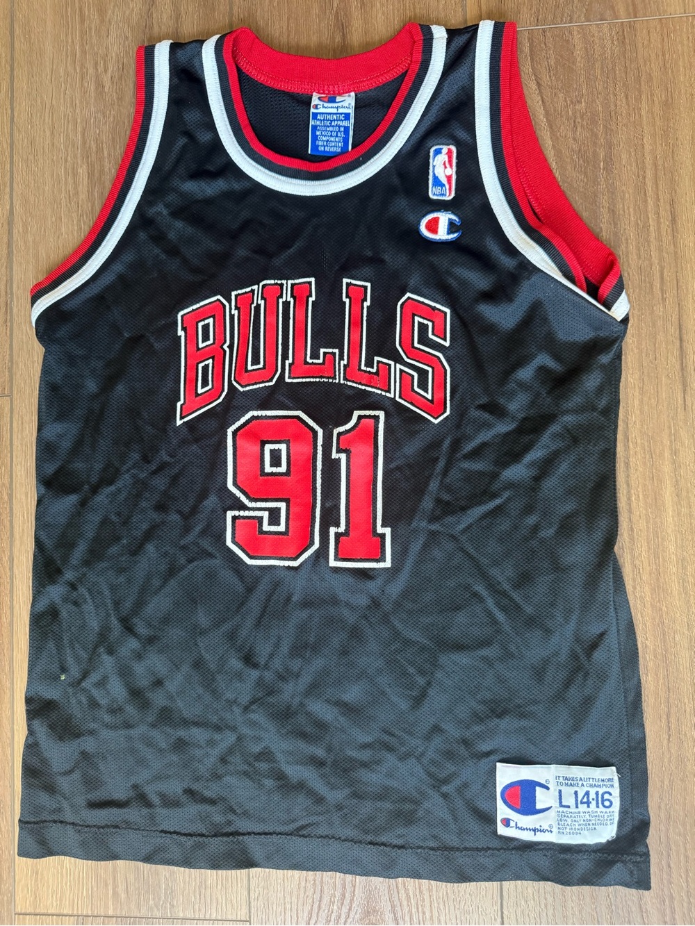 Vintage Chicago Bulls Dennis Rodman 91 Away Black Champion Jersey Youth L 14-16